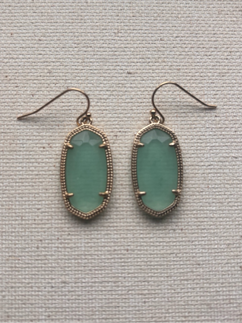 Kendra Scott Elle earrings -Gold/Mint Green stone